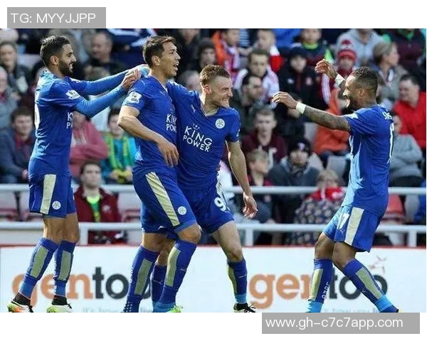 足球巨星揭阳:从草根到国际舞台的辉煌历程与传奇故事 足球巨星揭阳:从草根到国际舞台的辉煌历程与传奇故事