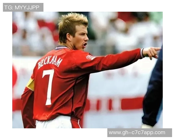 足球球星的反差魅力大对比 从场上英雄到日常生活中的平凡一面